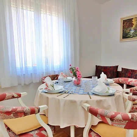 Apartment Dragica-Meerblick, 280M Vom Meer Silo (Krk)